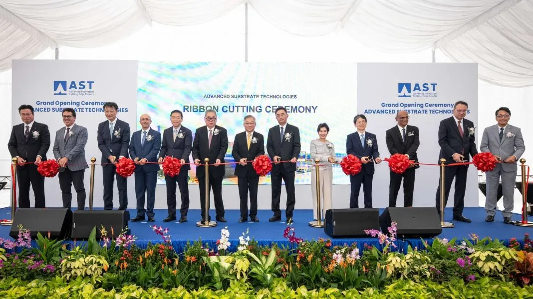 Broadcom-TOPPAN JV Opens Singapore FC-BGA Substrate Facility for AI Chip Production